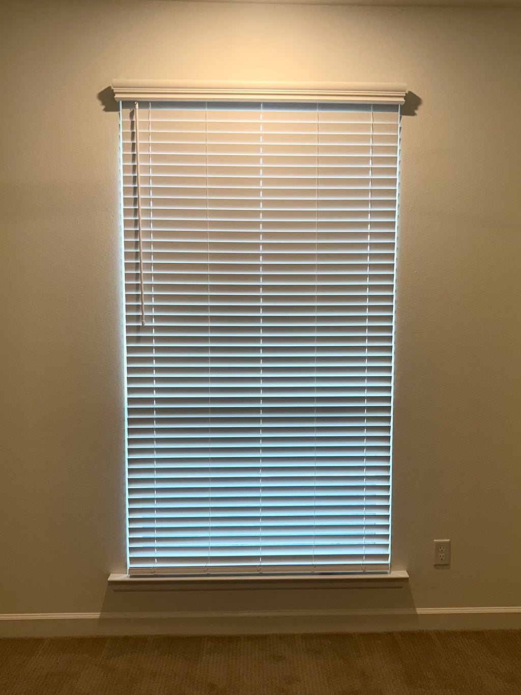 Faux Wood Cordless Blinds (2” slat)