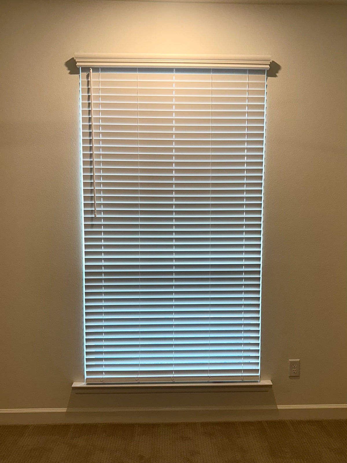 Faux Wood Cordless Blinds (2” slat)
