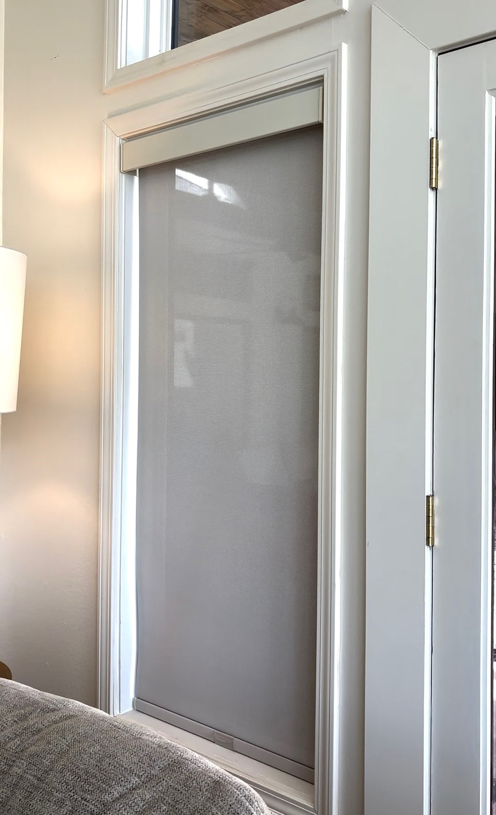 Fabric Roller Shade (Cordless)