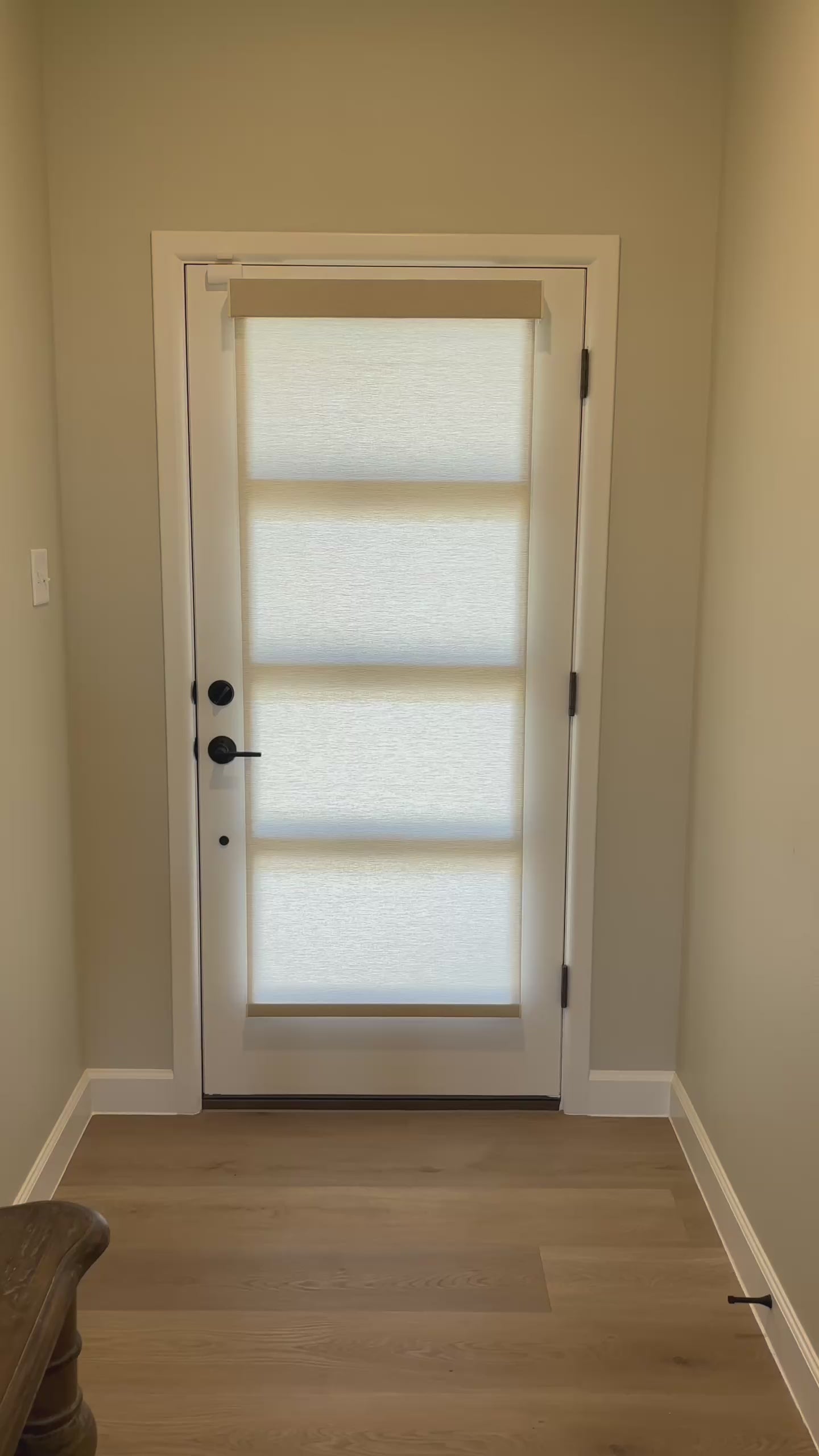 Fabric Roller Shade (Cordless)